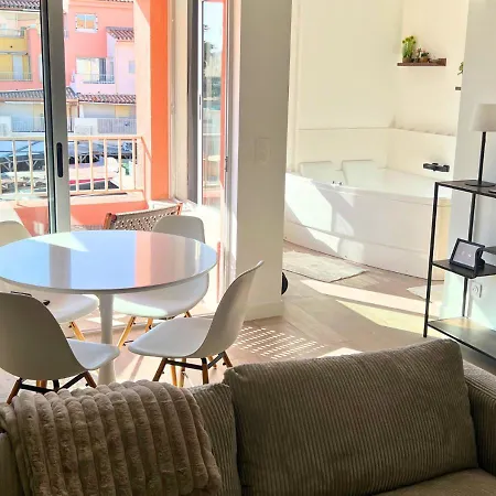 Apartment Evasion De Luxe Avec Prive, Centre-port Le Cap Agde