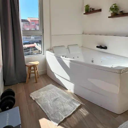 Apartment Evasion De Luxe Avec Prive, Centre-port Le Cap Agde